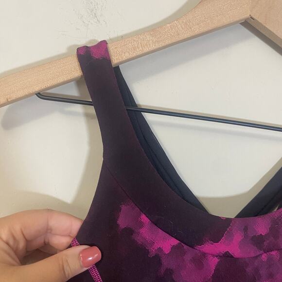 $10 SALE Lululemon Enhearten Tank Top Bra Blooming Pixie Raspberry Black  Sz 8 - Picture 5 of 12